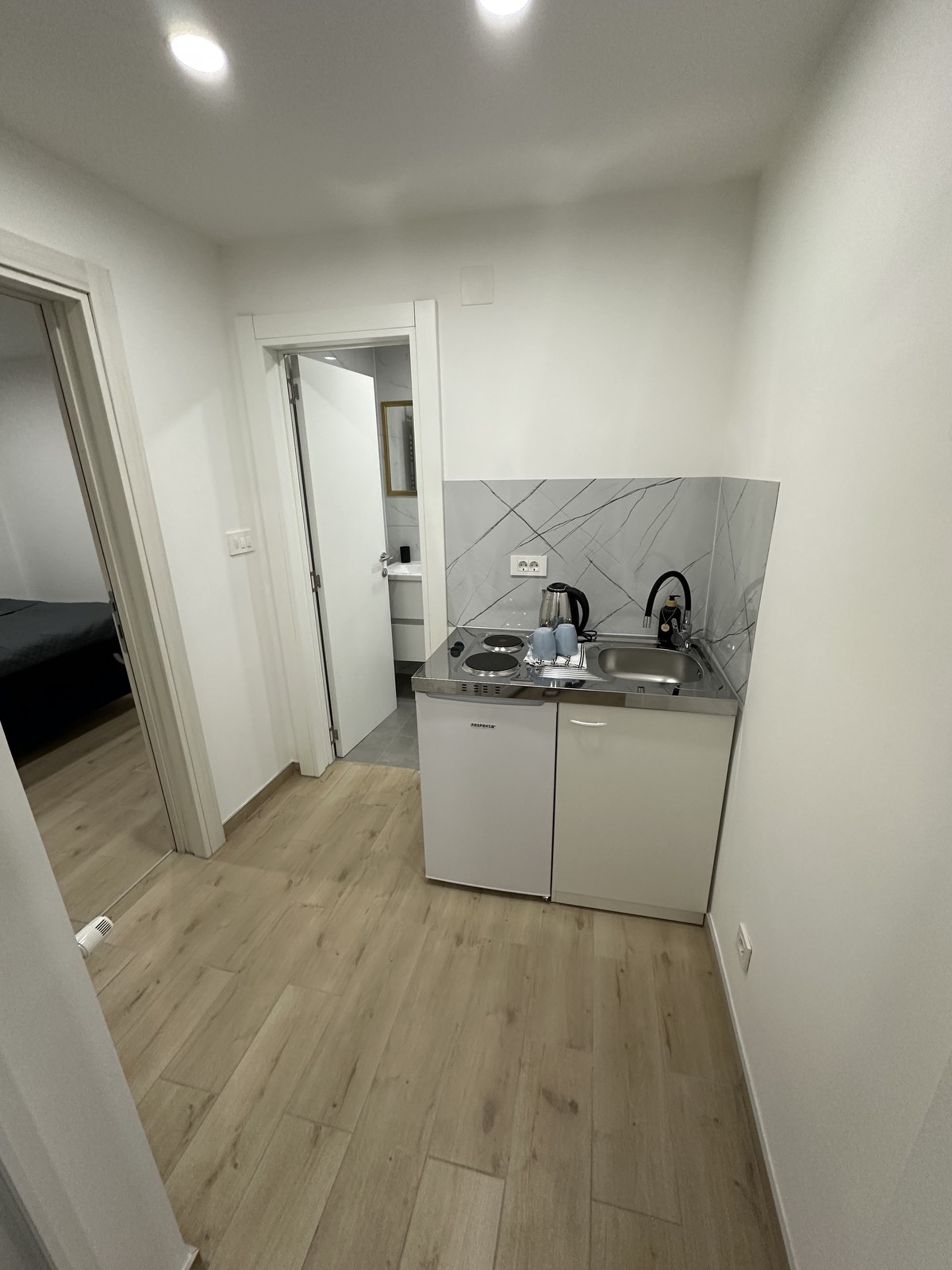 img 12b46ed0b501bf7eaf3a15840c8284bb v